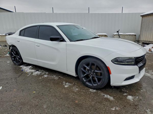 2021 DODGE CHARGER SXT