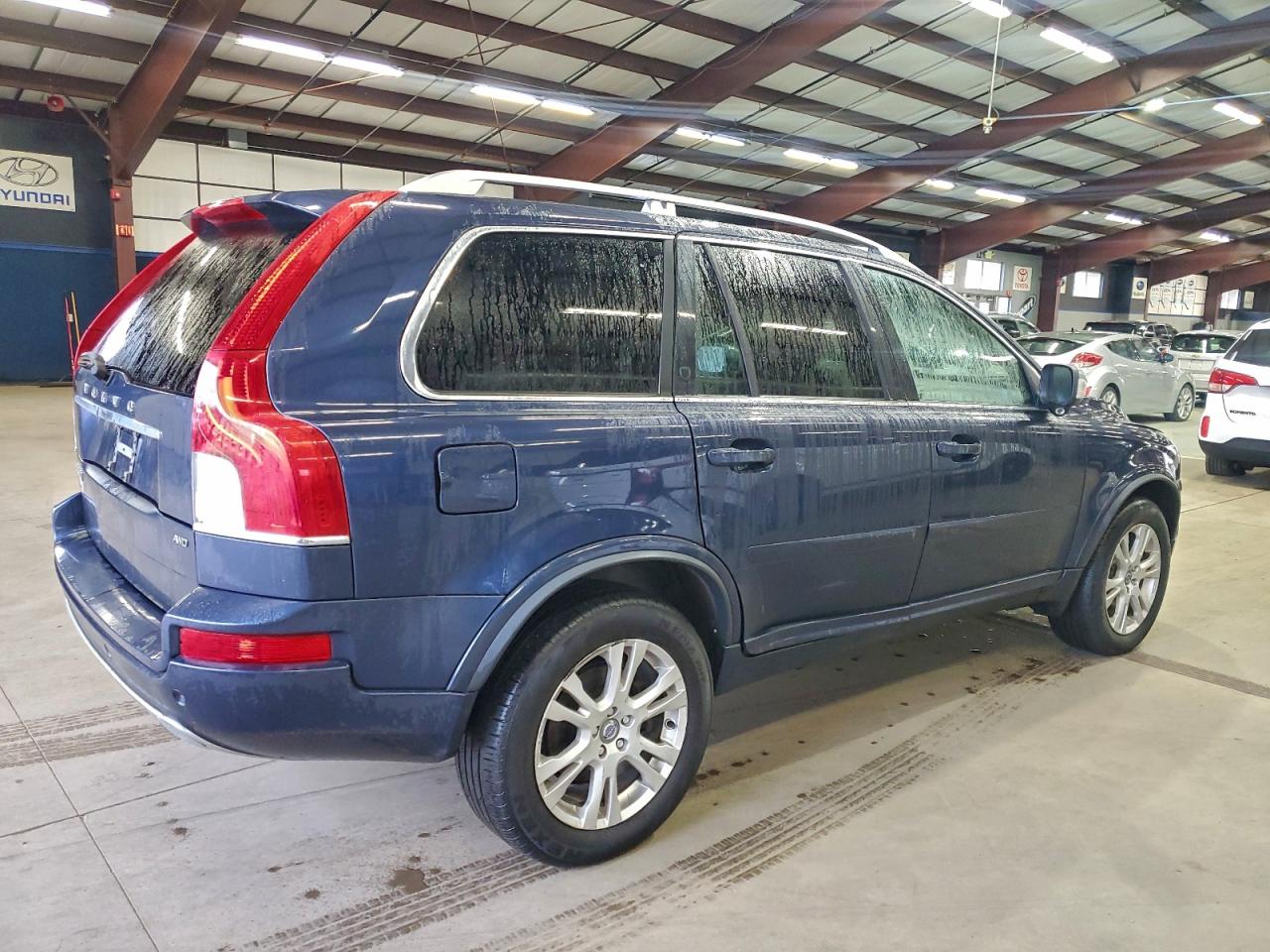 2013 VOLVO XC90