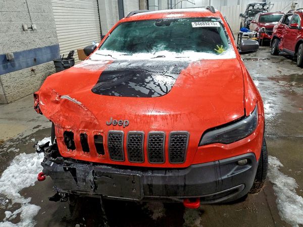 2021 JEEP CHEROKEE TRAILHAWK 4X4