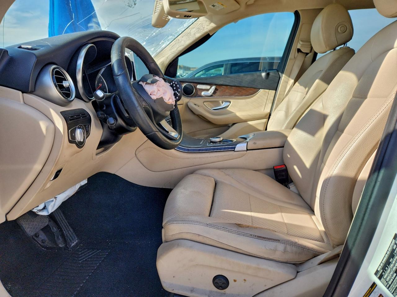2019 MERCEDES-BENZ GLC GLC300