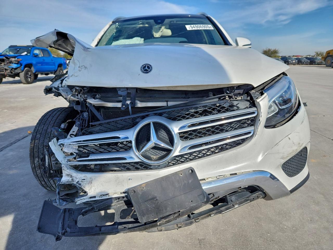 2019 MERCEDES-BENZ GLC GLC300