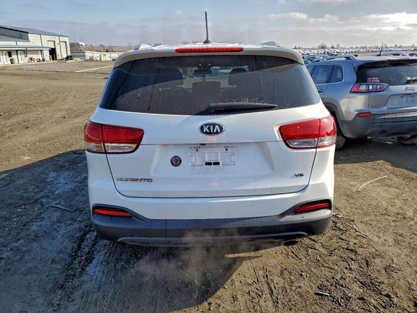 2018 KIA SORENTO L, LX