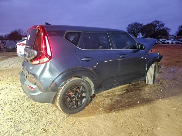 2022 KIA SOUL LX, S, X Line