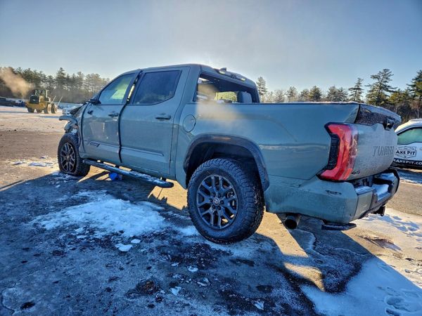 2025 TOYOTA TUNDRA Platinum