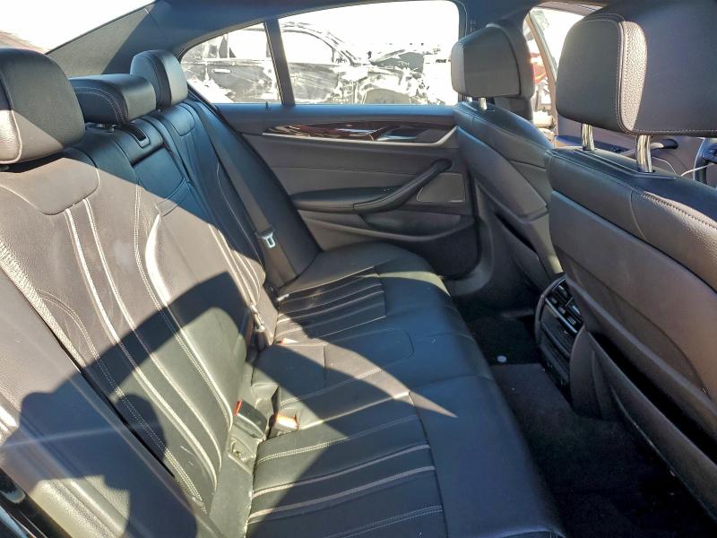 2018 BMW 530i