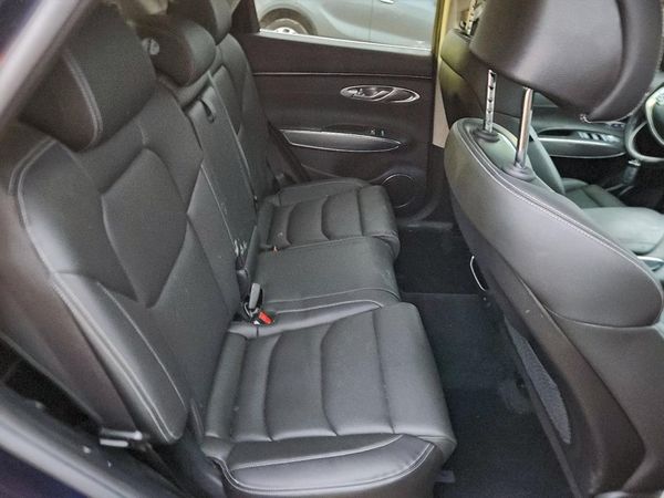 2023 GENESIS GV70