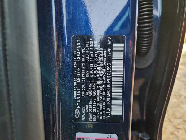 2023 GENESIS GV70