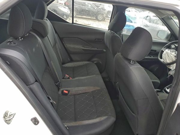 2020 NISSAN KICKS