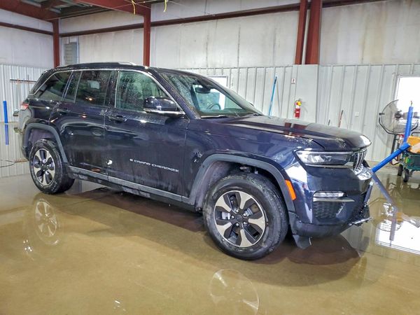 2024 JEEP GRAND CHEROKEE