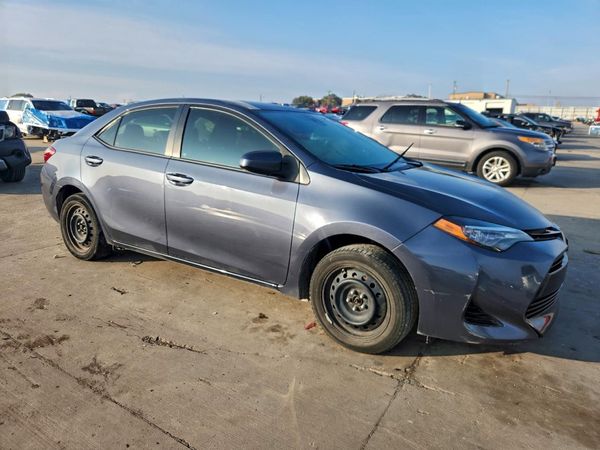 2017 TOYOTA COROLLA