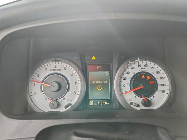 2016 TOYOTA SIENNA