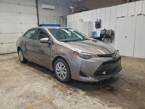 2018 TOYOTA COROLLA