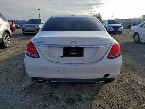 2017 MERCEDES-BENZ C C300