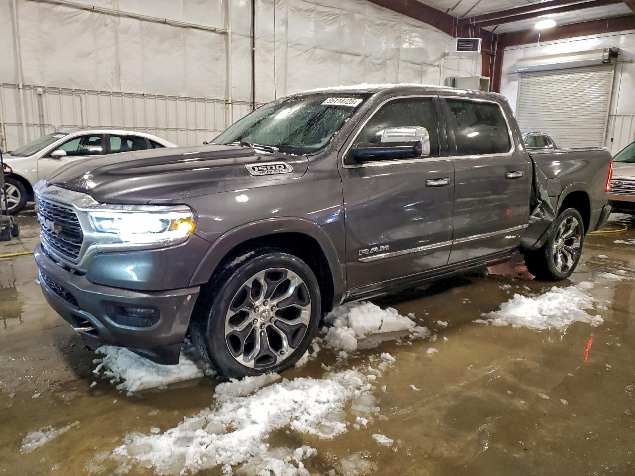2019 RAM 1500 LIMITED CREW CAB 4X4