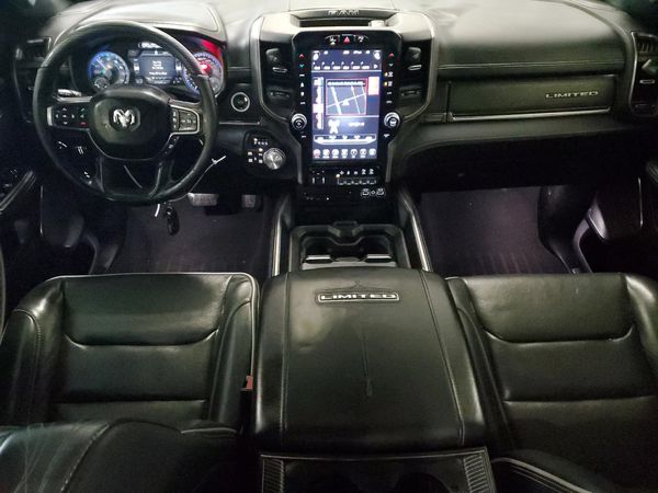 2019 RAM 1500 LIMITED CREW CAB 4X4