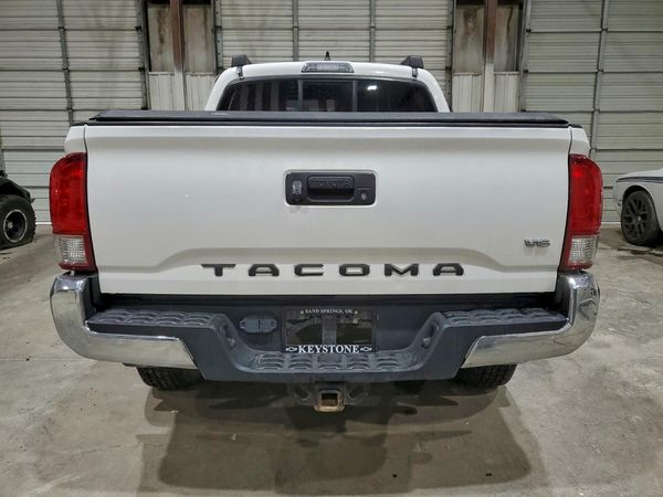 2016 TOYOTA TACOMA