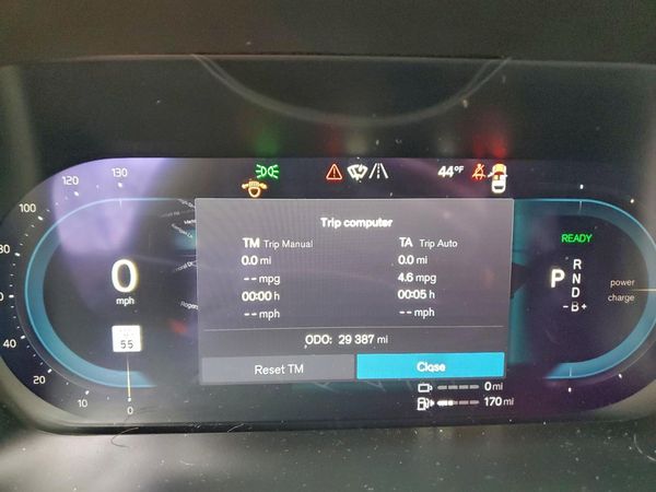 2024 VOLVO XC60 Ultimate Black Edition