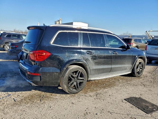 2016 MERCEDES-BENZ GL GL550-4M