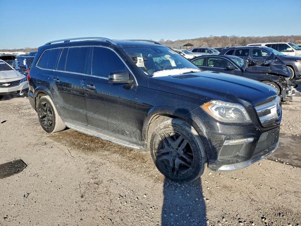 2016 MERCEDES-BENZ GL GL550-4M