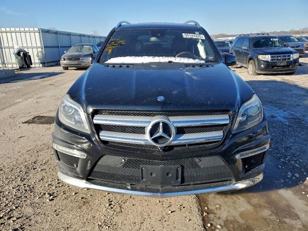 2016 MERCEDES-BENZ GL GL550-4M
