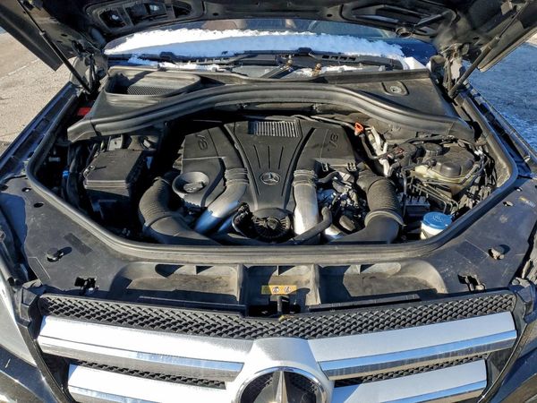 2016 MERCEDES-BENZ GL GL550-4M