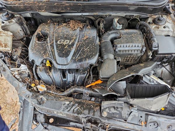 2012 HYUNDAI SONATA Middle-low level
