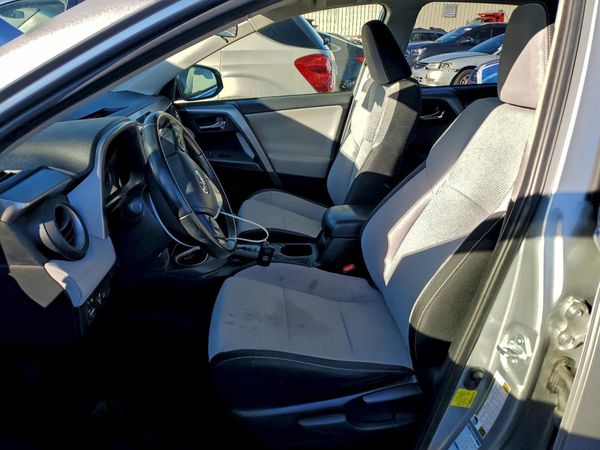 2018 TOYOTA RAV4 Adventure/XLE
