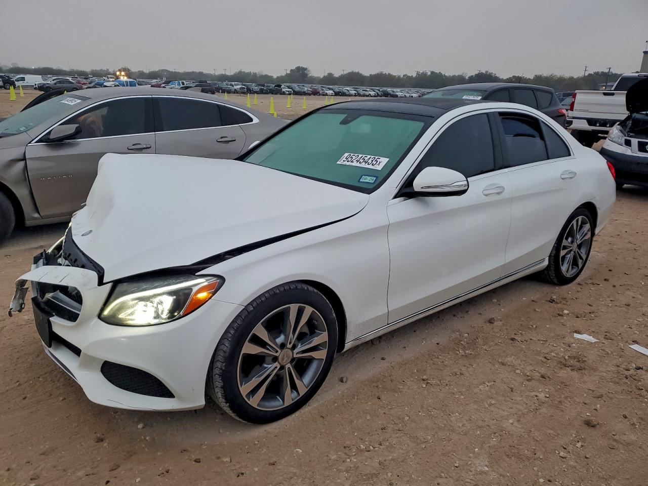 2015 MERCEDES-BENZ C
