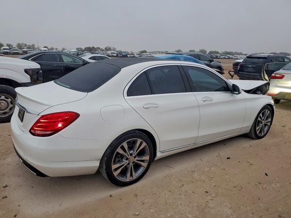 2015 MERCEDES-BENZ C