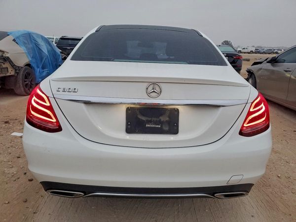 2015 MERCEDES-BENZ C