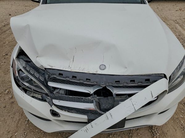2015 MERCEDES-BENZ C