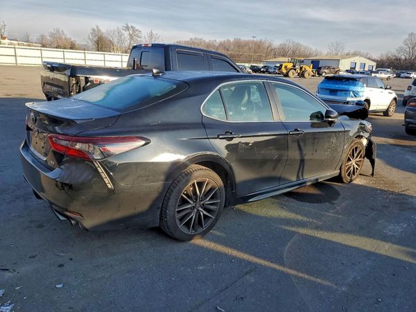 2022 TOYOTA CAMRY