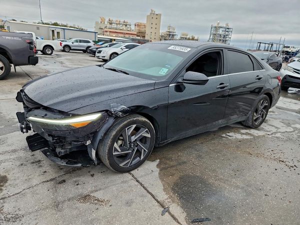 2024 HYUNDAI ELANTRA