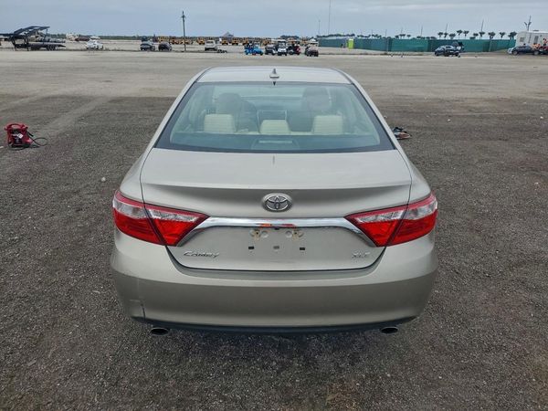 2017 TOYOTA CAMRY