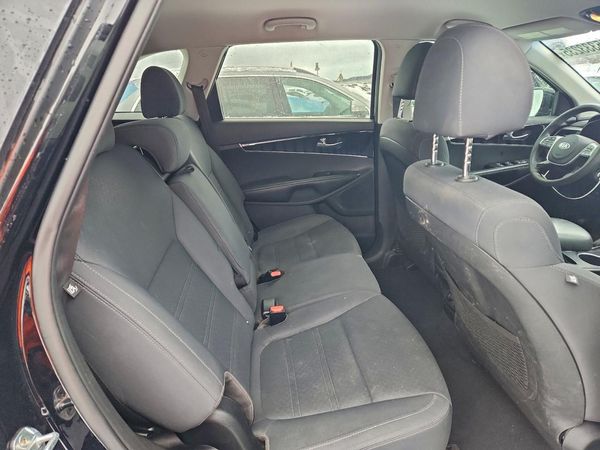 2020 KIA SORENTO L, LX, S