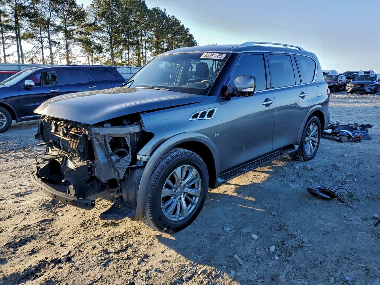 2017 INFINITI QX80