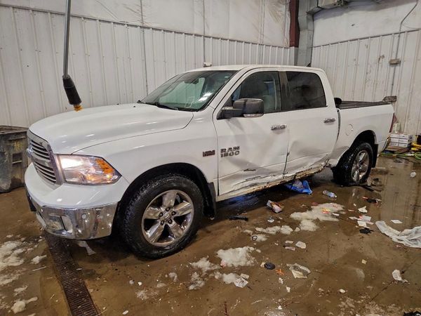 2014 RAM 1500 SLT