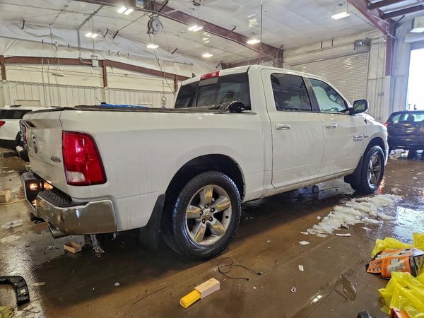 2014 RAM 1500 SLT