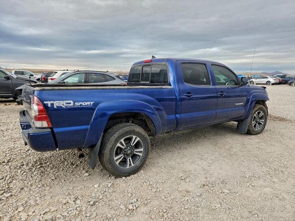 2015 TOYOTA TACOMA Delux Grade