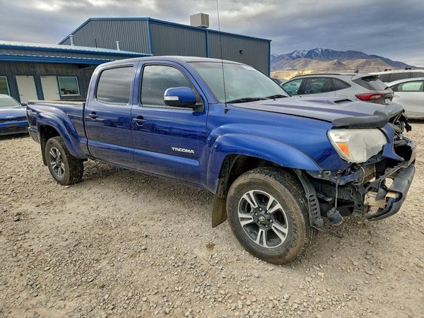 2015 TOYOTA TACOMA Delux Grade