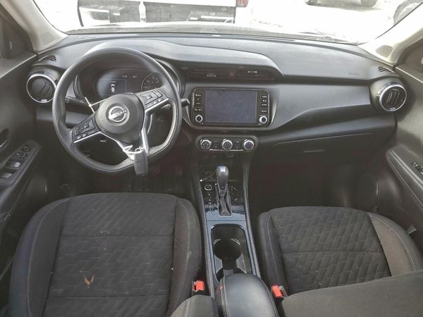 2023 NISSAN KICKS