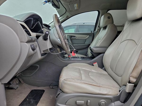 2015 CHEVROLET TRAVERSE 2LT