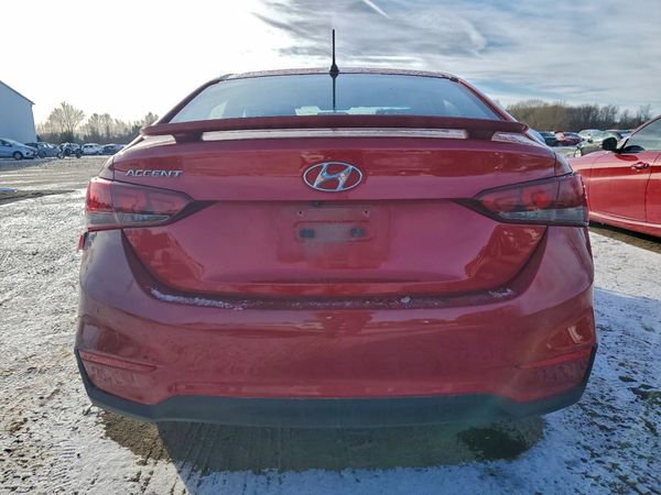 2018 HYUNDAI ACCENT SE and SEL