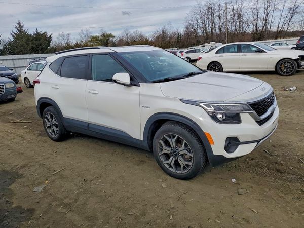 2022 KIA SELTOS EX