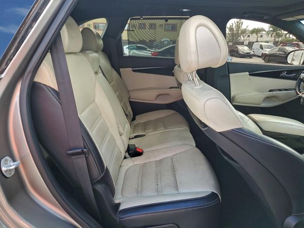 2016 KIA SORENTO SX / SX Limited