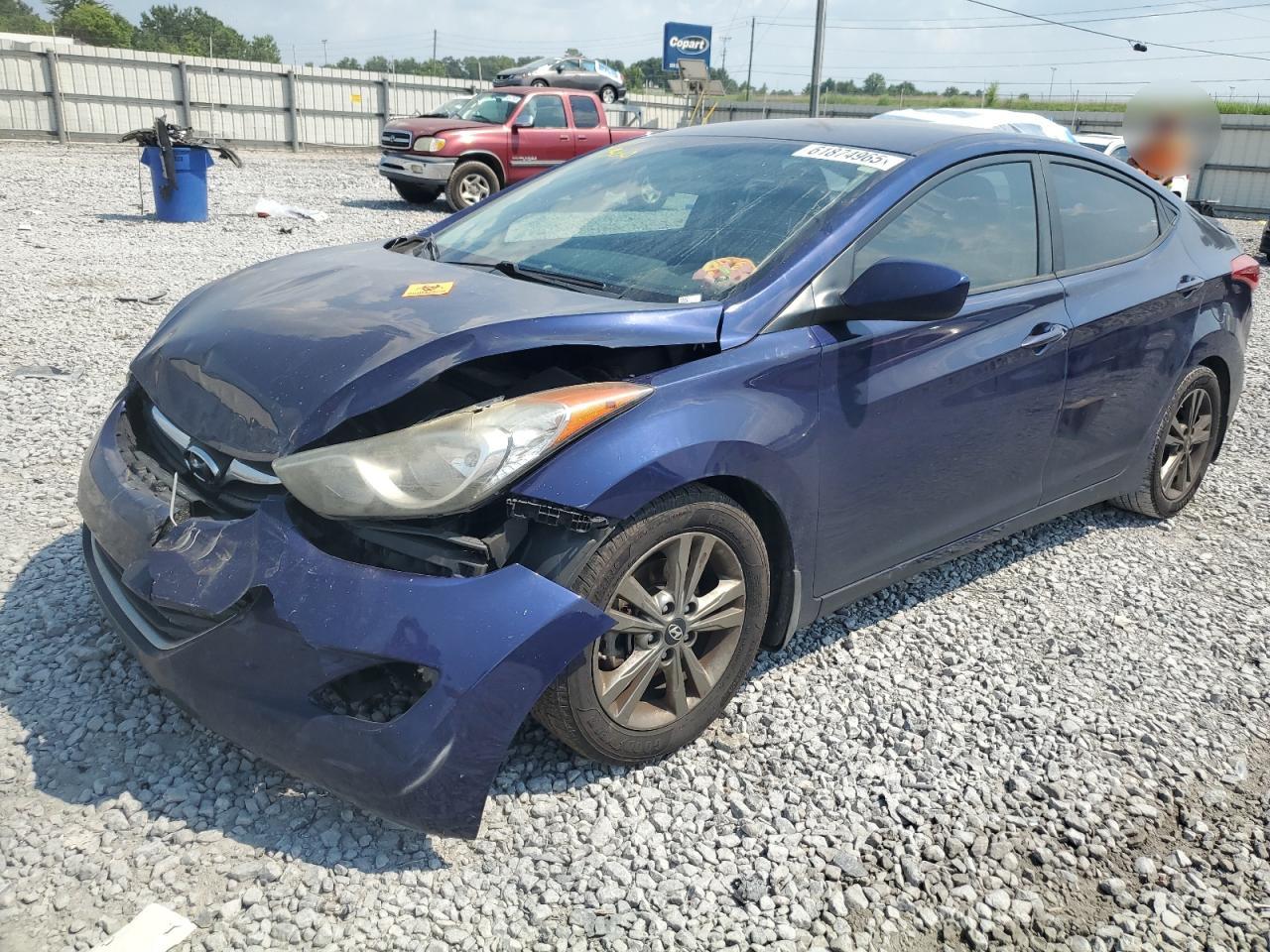 2013 HYUNDAI ELANTRA — Front 3/4