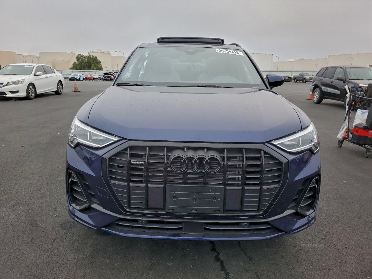 2025 AUDI Q3 S Line quattro Premium
