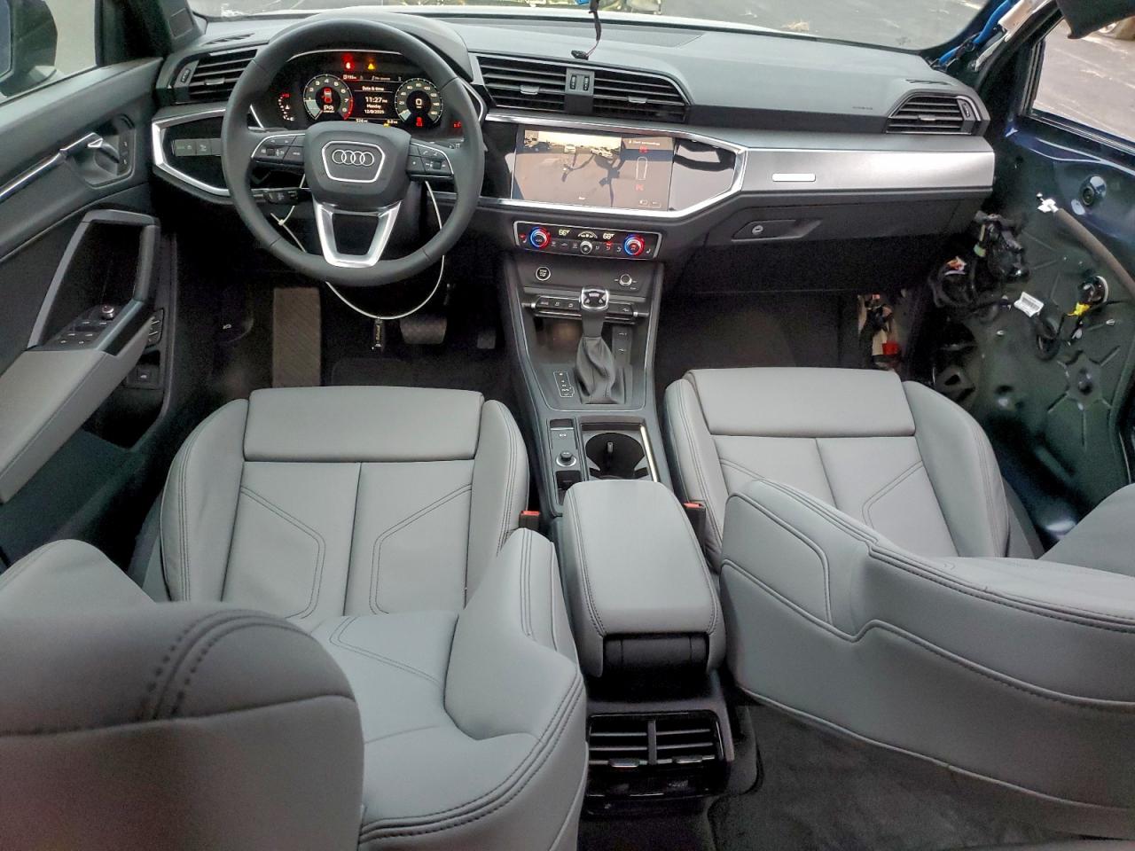 2025 AUDI Q3 S Line quattro Premium