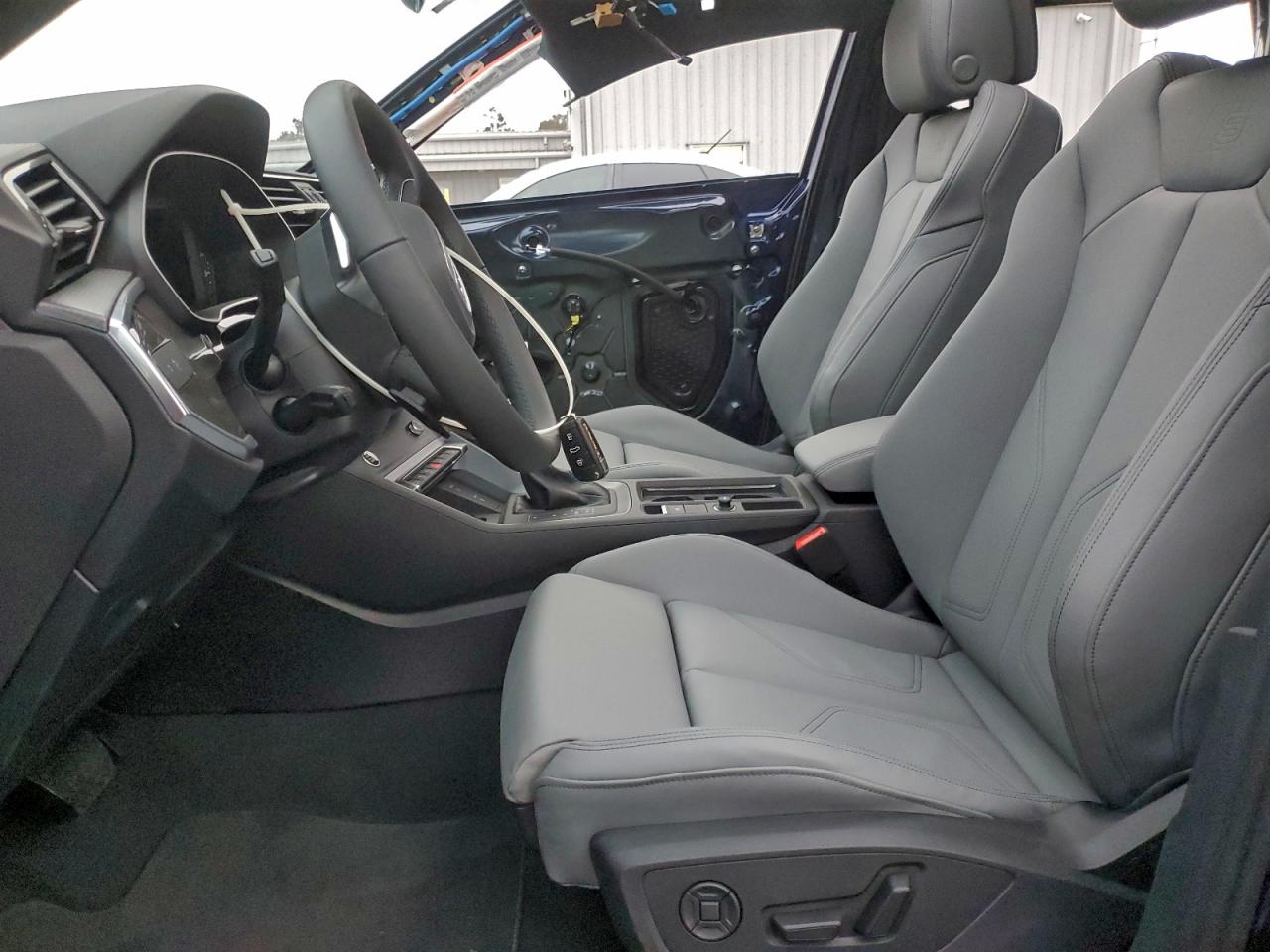 2025 AUDI Q3 S Line quattro Premium