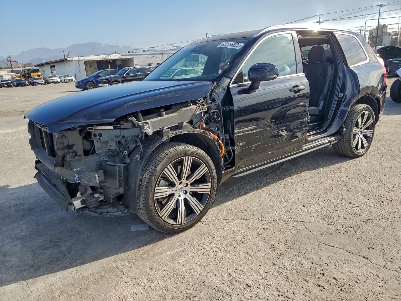 2024 VOLVO XC90